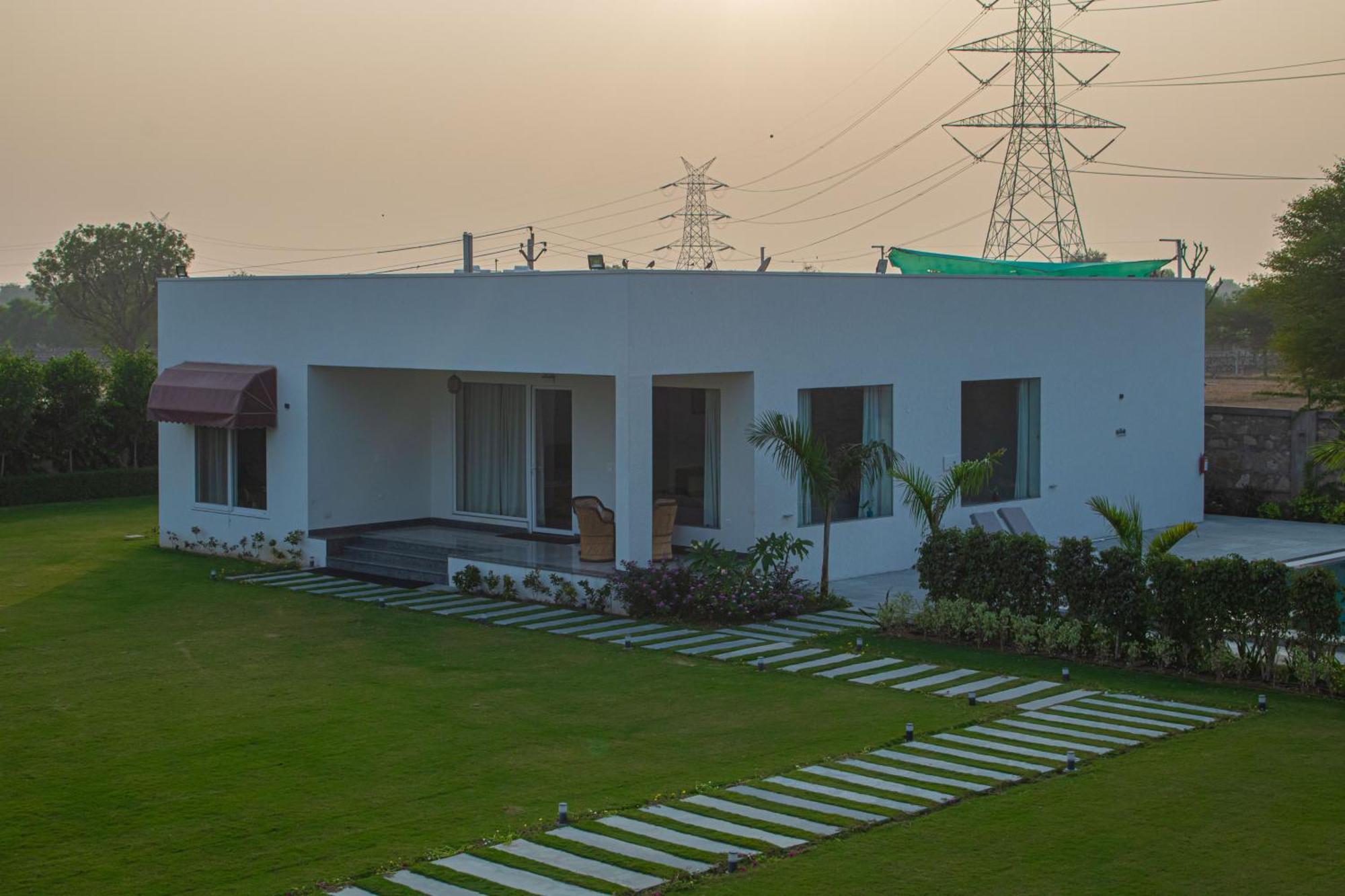 The Peace- A Luxury 2Bhk Private Pool Farm جايبور المظهر الخارجي الصورة