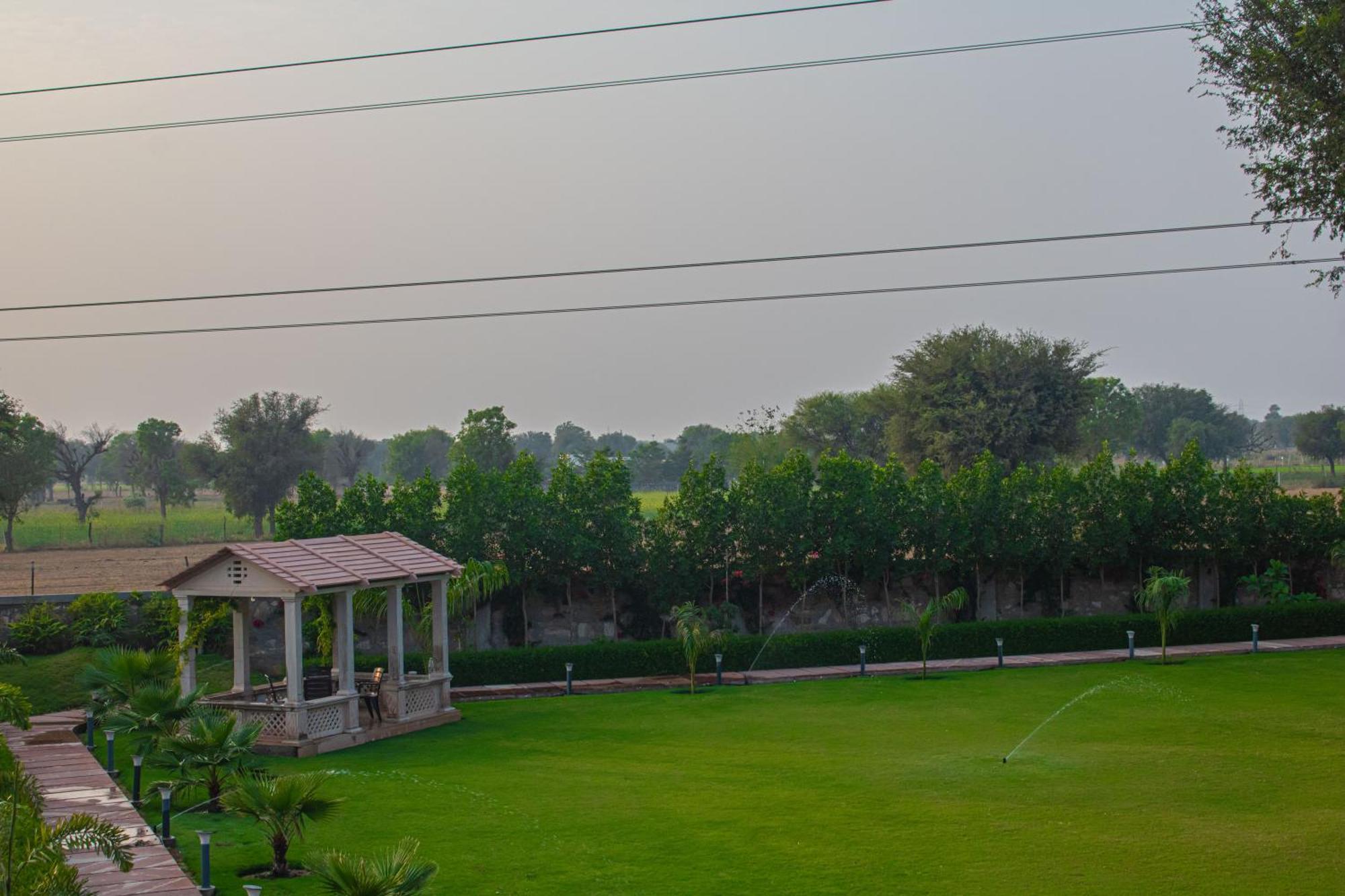 The Peace- A Luxury 2Bhk Private Pool Farm جايبور المظهر الخارجي الصورة