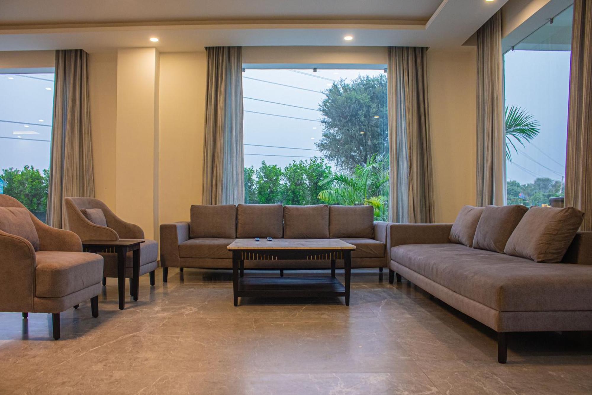The Peace- A Luxury 2Bhk Private Pool Farm جايبور المظهر الخارجي الصورة